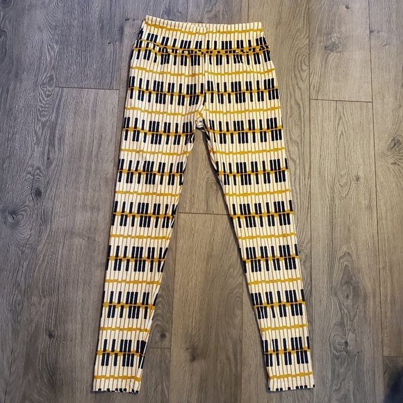 Lularoe leggings piano keys - one size - Picture 2 of 5